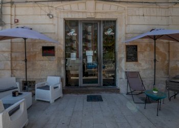 Edificio all\'aperto - Bar Tavola Calda - Fredda armando diaz
33/A, Siracusa - foto 39