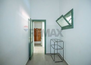 Hall / corridoio - Casa semi indipendente Via Giovanni Lanza
 
9, Pachino - foto 12