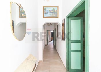 Hall / corridoio - Casa semi indipendente Via Giovanni Lanza
 
9, Pachino - foto 13