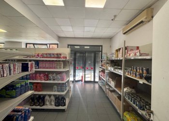 Dispensa di stoccaggio - Negozio Via della Pentapoli
 
1, Priolo Gargallo - foto 6