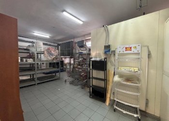 Dispensa di stoccaggio - Negozio Via della Pentapoli
 
1, Priolo Gargallo - foto 9