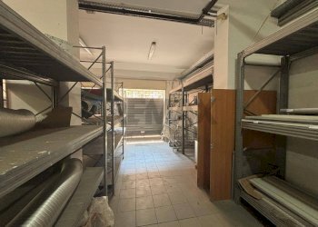 Dispensa di stoccaggio - Negozio Via della Pentapoli
 
1, Priolo Gargallo - foto 10