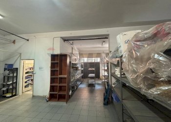 Dispensa di stoccaggio - Negozio Via della Pentapoli
 
1, Priolo Gargallo - foto 11