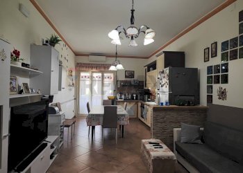 Sala da pranzo - Apartment Via Leonardo da Vinci
 
35, Sortino - photo 8