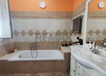 Bagno - Apartment Via Leonardo da Vinci
 
35, Sortino - photo 16