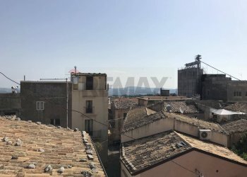 Edificio all\'aperto - Independent house via Pietro Messina
 
21, Palazzolo Acreide - photo 5