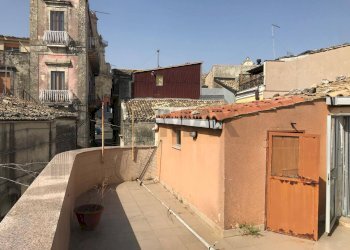 Edificio all\'aperto - Independent house via Pietro Messina
 
21, Palazzolo Acreide - photo 6