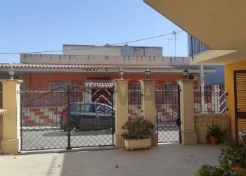 Terrazza - Villa Via Serg. Cavallo
 
8, Rosolini - foto 1