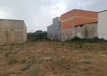 Edificio all\'aperto - Terreno edificabile Via Trento
 
17, Solarino - foto 3