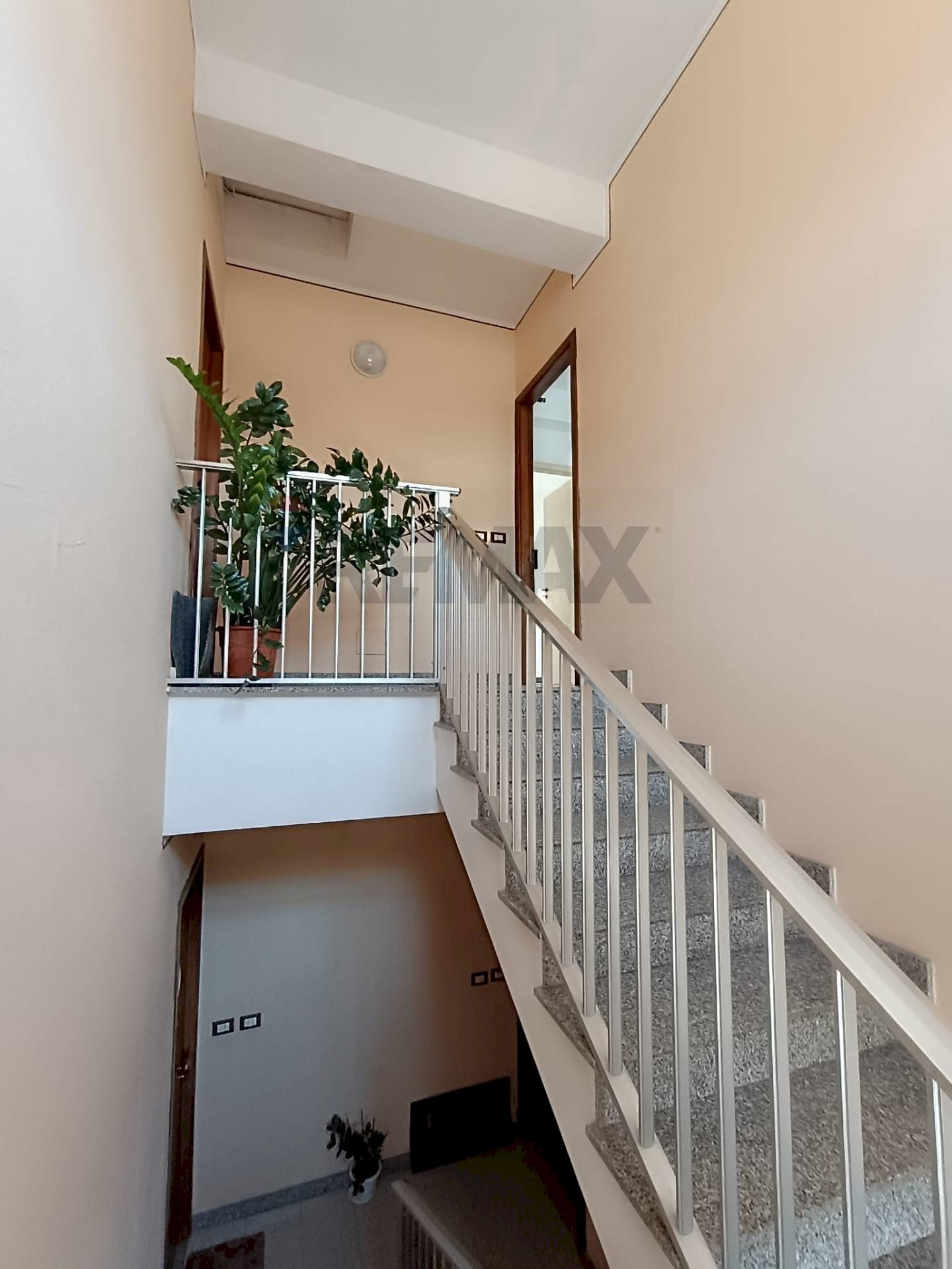 Scale - Apartment Viale Aldo Moro
 
91, Pachino - photo 2