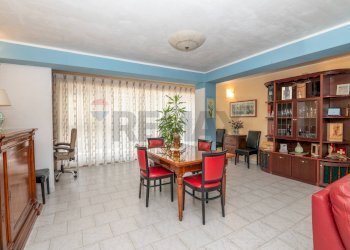 Sala da pranzo - Villa Via Palermo
 
41, Pachino - foto 23