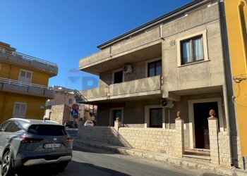 Edificio all\'aperto - Casa semi indipendente VIA CATRINI
 
15, Portopalo di Capo Passero - foto 4