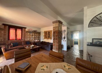 Sala da pranzo - Casa semi indipendente VIA CATRINI
 
15, Portopalo di Capo Passero - foto 15