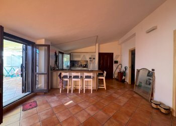 Sala da pranzo - Casa semi indipendente VIA CATRINI
 
15, Portopalo di Capo Passero - foto 42