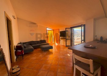 Sala da pranzo - Casa semi indipendente VIA CATRINI
 
15, Portopalo di Capo Passero - foto 49