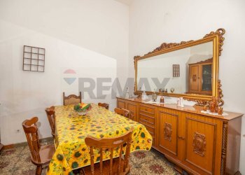 Sala da pranzo - Casa indipendente Via De Pretis
 
94, Pachino - foto 1