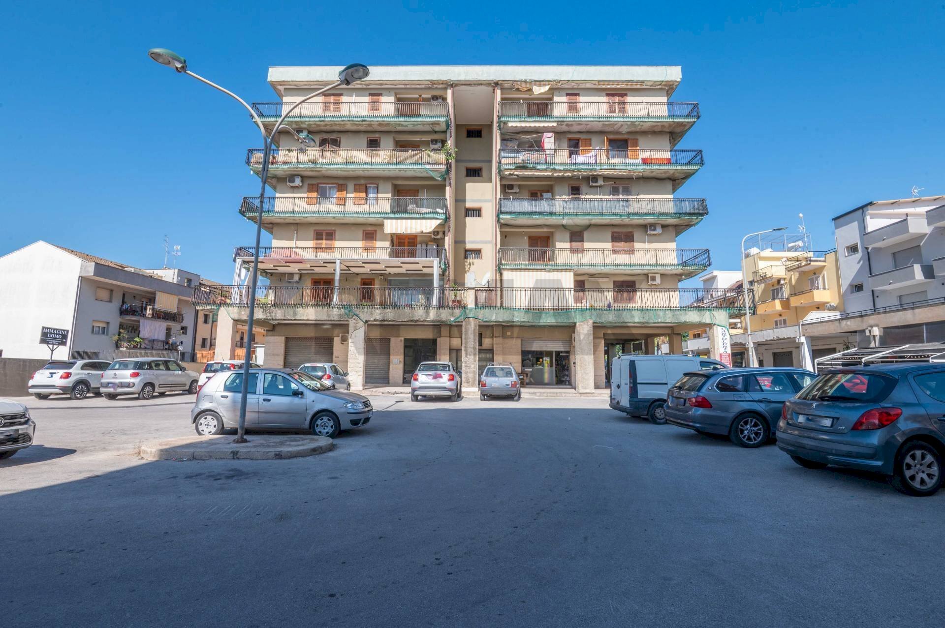 Edificio all\'aperto - Apartment Via P.S. Mattarella
 
25, Floridia - photo 1