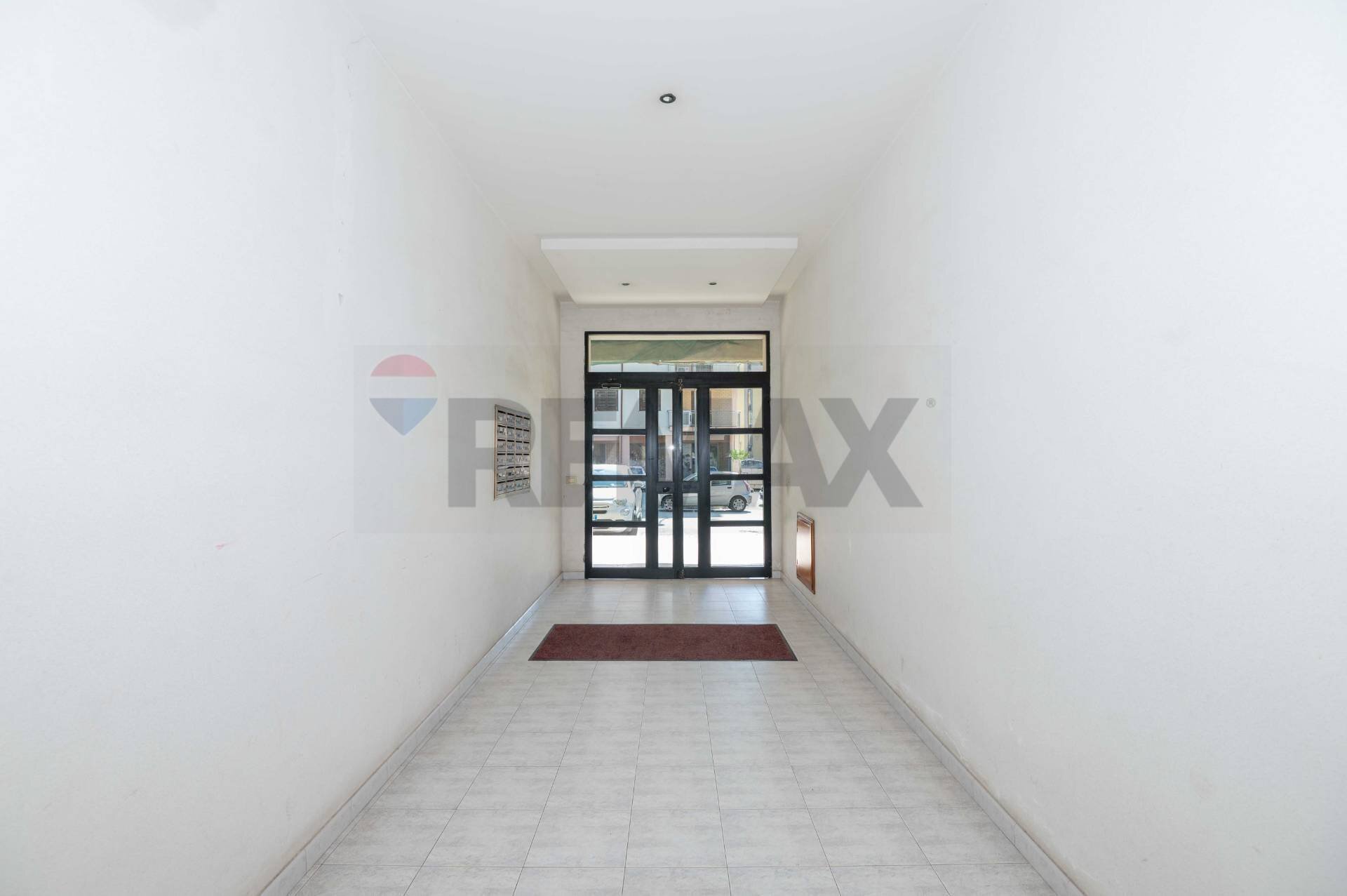 Ricezione / Lobby - Apartment Via P.S. Mattarella
 
25, Floridia - photo 2