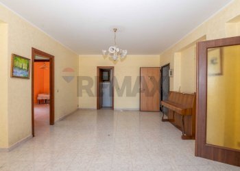 Salone - Appartamento Via P.S. Mattarella
 
25, Floridia - foto 5