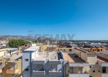 Vista Panoramica - Appartamento Via P.S. Mattarella
 
25, Floridia - foto 12