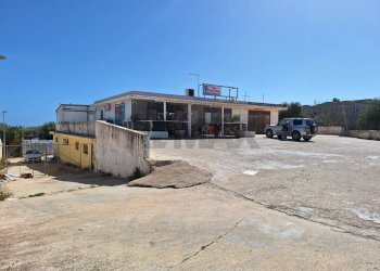 Edificio all\'aperto - Locale Commerciale Viale Paradiso
 
snc, Pachino - foto 2