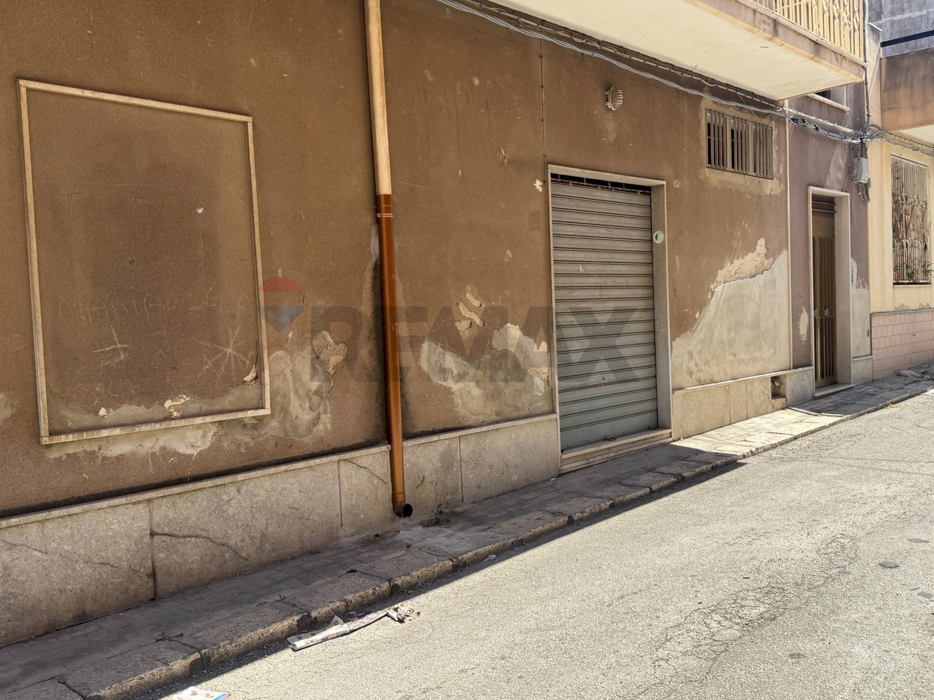 Terrazza - Commercial Premises VIA MAGENTA
 
113, Pachino - photo 2