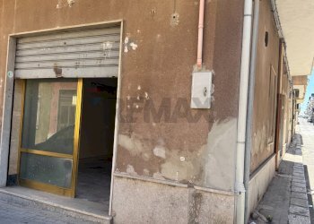 Edificio all\'aperto - Commercial Premises VIA MAGENTA
 
113, Pachino - photo 10