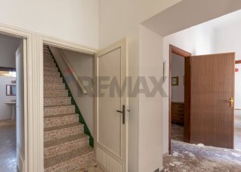 Scale - Independent house via Vittorio Emanuele
 
59-61, Melilli - photo 5