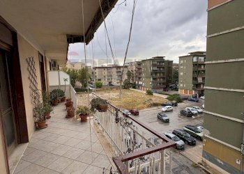 Balcone - Appartamento via Paternò
 
81, Siracusa - foto 15