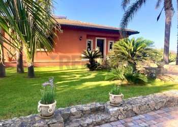 Giardino - Villa contrada cozzo telegrafo
 
snc, Augusta - foto 14