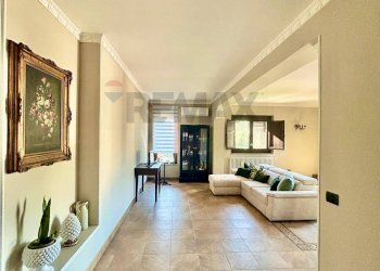 Soggiorno - Villa contrada cozzo telegrafo
 
snc, Augusta - foto 18