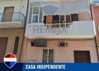 Edificio all\'aperto - Casa indipendente via machiavelli
 
21, Solarino - foto 1