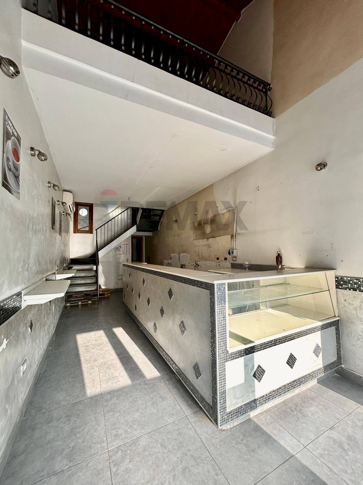 Hall / corridoio - Locale Commerciale viale luigi cadorna
 
48/a, Siracusa - foto 1