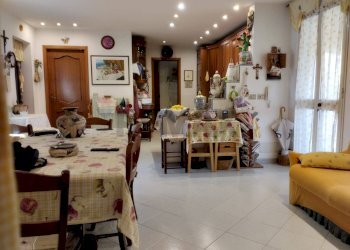 Sala da pranzo - Casa indipendente via Vanella 26
 
9, Modica - foto 1