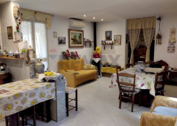 Sala da pranzo - Casa indipendente via Vanella 26
 
9, Modica - foto 2