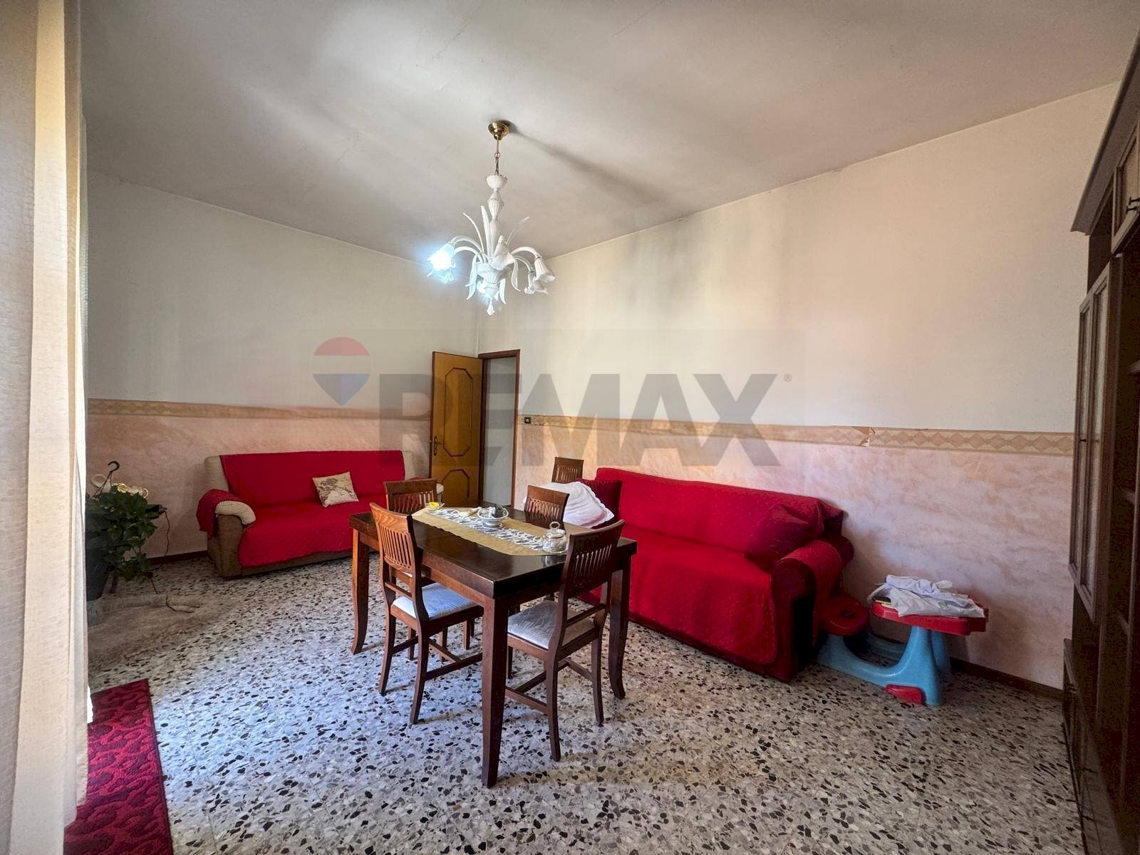 Soggiorno - Bilocale Via Castel Lentini, vicolo 1
 
3, Priolo Gargallo - foto 3