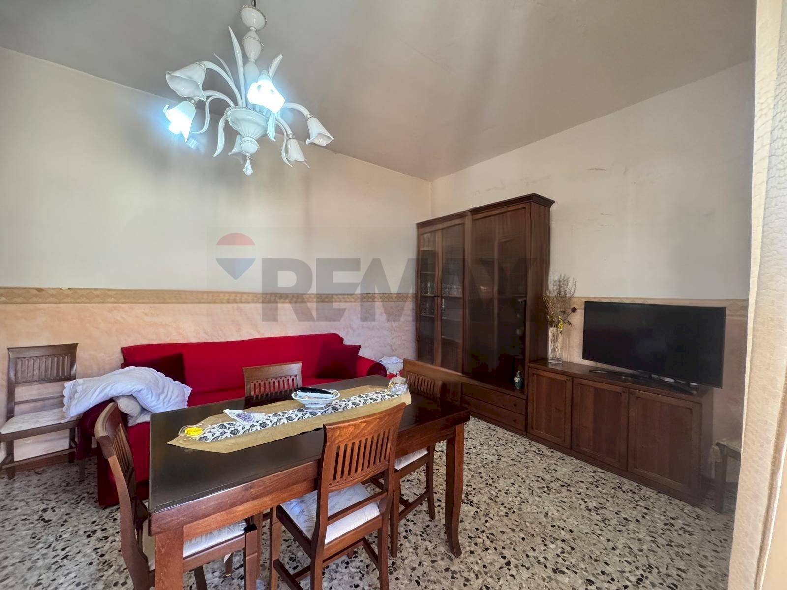 Soggiorno - Bilocale Via Castel Lentini, vicolo 1
 
3, Priolo Gargallo - foto 2