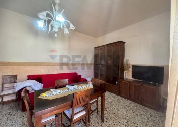 Soggiorno - Bilocale Via Castel Lentini, vicolo 1
 
3, Priolo Gargallo - foto 2