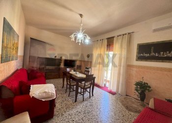 Soggiorno - Bilocale Via Castel Lentini, vicolo 1
 
3, Priolo Gargallo - foto 4