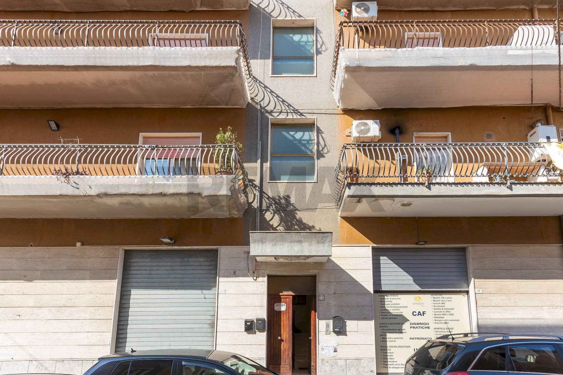 Edificio all\'aperto - Bilocale Via San Martino della Battaglia
 
15, Priolo Gargallo - foto 1