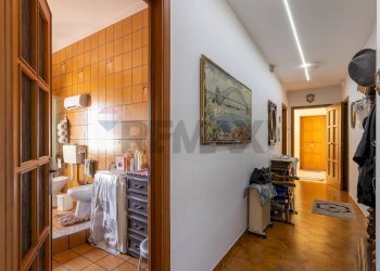 Hall / corridoio - Bilocale Via San Martino della Battaglia
 
15, Priolo Gargallo - foto 5