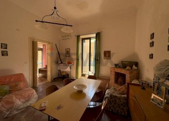 Soggiorno - Independent house Via Roma
 
12, Cassaro - photo 7