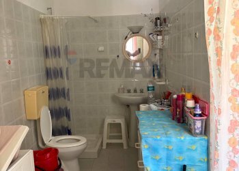 Bagno - Independent house Via Roma
 
12, Cassaro - photo 10