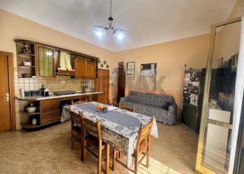Sala da pranzo - Casa indipendente Via Carso
 
23, Siracusa - foto 11