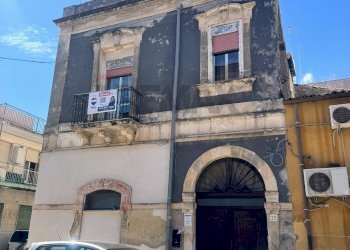 Facciata - Casa indipendente Via Carso
 
23, Siracusa - foto 14