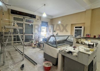 Locale - Commercial Premises Via Middletown Connecticup
 
27, Melilli - photo 1