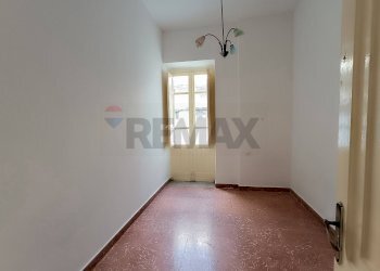 Stanza vuota - Appartamento Via Libertà
 
22, Pachino - foto 7