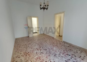 Stanza vuota - Appartamento Via Libertà
 
22, Pachino - foto 11