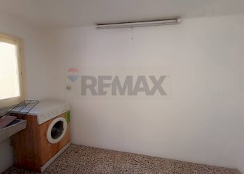 Lavanderia - Appartamento Via Libertà
 
22, Pachino - foto 27