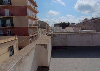 Terrazza - Appartamento Via Libertà
 
22, Pachino - foto 40